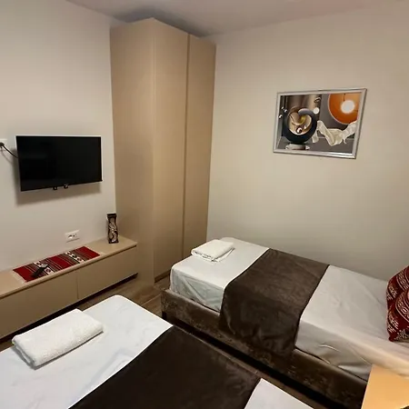 Appartement Cozy Centrally Located For Two 2, 10 Min Walk From Center